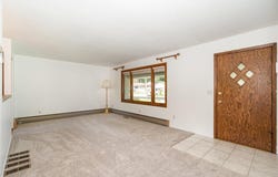 2223 Duluth Street, Maplewood, MN 55109