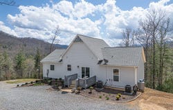 64 Adkins Hollifield Road, Robbinsville, NC 28771