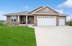 630 Lincoln Court, IA 52213