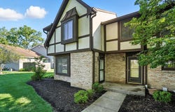 1954 Laramie Drive, Powell, OH 43065
