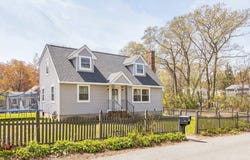 14 Greenville St, Billerica, MA 01821