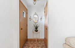1655 CYPRESS Lane, GREEN BAY, WI 54302-2411