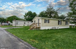 59 SHAWNA AVENUE, YORK, PA 17402