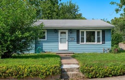 212 Highland Dr, Council Bluffs, IA 51503
