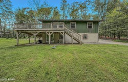 103 Ash Lane, Greentown, PA 18426