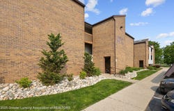 1457 E Pond Drive, Okemos, MI 48864