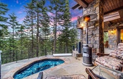 274 Pinnacle Court, Donnelly, ID 83615
