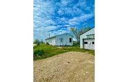 200 Cleveland Road, Chinook, MT 59523