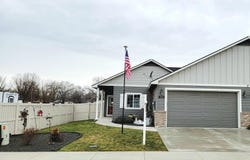 805 N 14th St, Payette, ID 83661