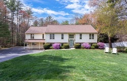 74 Oxford Drive, Franklin, MA 02038