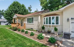 210 NW Jay ST, Topeka, KS 66608