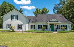 1225 E Hampton, Statesboro, GA 30461