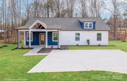 108 Robinson Drive, Cherryville, NC 28021