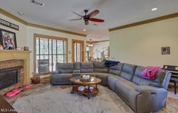 168 Woodlands Glen Cir, Brandon, MS 39047