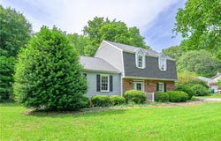 6848 Rollingwood Drive, Clemmons, NC 27012