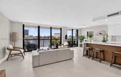 200 Golden Isles Dr, Hallandale Beach, FL 33009