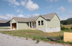 963 Shawanee Rd, Harrogate, TN 37752