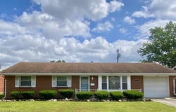 613 Meadowbrook Drive, Lima, OH 45801