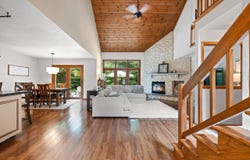 2841 MAYFLOWER Road, GREEN BAY, WI 54311