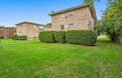 409 Ann Street, South Elgin, IL 60177