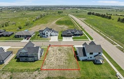 1809 36th Avenue West, Williston, ND 58801