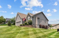20704 W 72nd Terrace, Shawnee, KS 66218