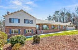 3605 Nc 268, Siloam, NC 27047