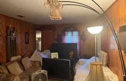 819 NE Woodlawn Dr., Valdosta, GA 31602