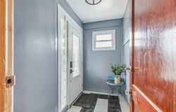 300 Farmington Avenue, Cranston, RI 02920