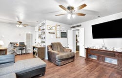 2003 Dennis Drive, Selma, CA 93662