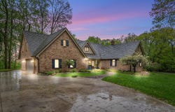 5710 Paradise Ridge St, West Bend, WI 53095