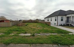 8312 SABRE Drive, Chalmette, LA 70043