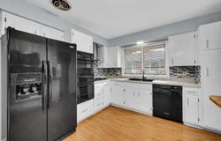 212 Timrick Drive, Munster, IN 46321