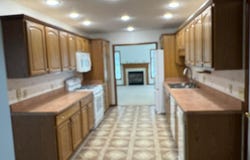 1043 Edinburgh, London, OH 43140
