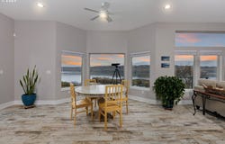 125 SOUTHSHORE LN, The Dalles, OR 97058