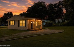 197 Manhattan Ave, Oak Ridge, TN 37830
