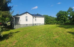 205 Carl Jones Drive, BECKLEY, WV 25801