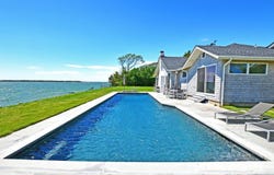 68  Peconic Avenue, Shelter Island, NY 11964