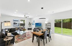 1500 Sylvan Glade RD, Austin, TX 78745