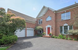 18 Sage Street, Holmdel, NJ 07733