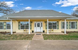 6790 County Road 1504, Athens, TX 75751