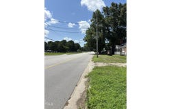 14 E Peedin Road, Smithfield, NC 27577