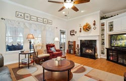 604 Runaway Bay Drive, Runaway Bay, TX 76426