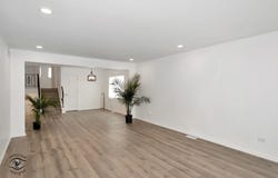 267 Escanaba Avenue, Calumet City, IL 60409