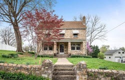 1714 North Royal Avenue, Front Royal, VA 22630