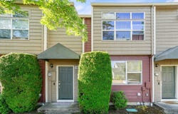 15647 NE BEECH ST, Portland, OR 97230