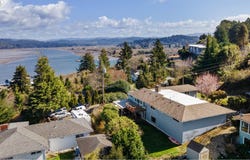 546 W FIR AVE, Coos Bay, OR 97420