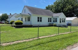 140 S Dunn Street, Angier, NC 27501