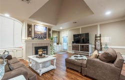 4010 Alpine Street, Paris, TX 75462