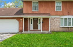 1421 LAWRENCE CRESCENT Street, Flossmoor, IL 60422